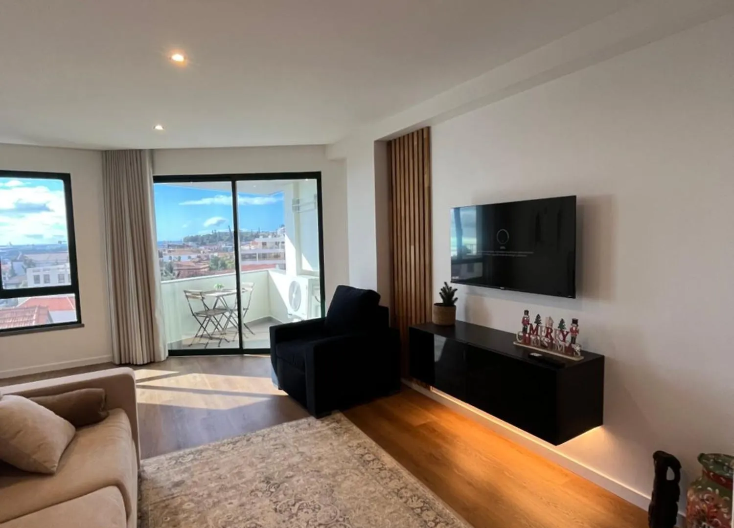 Luxury View Apartment Funchal - Free Parking 0*, Funchal (Madeira)