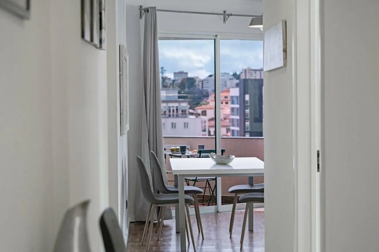 Luxury View Apartment Funchal - Free Parking 0*, Funchal (Madeira) Portugal