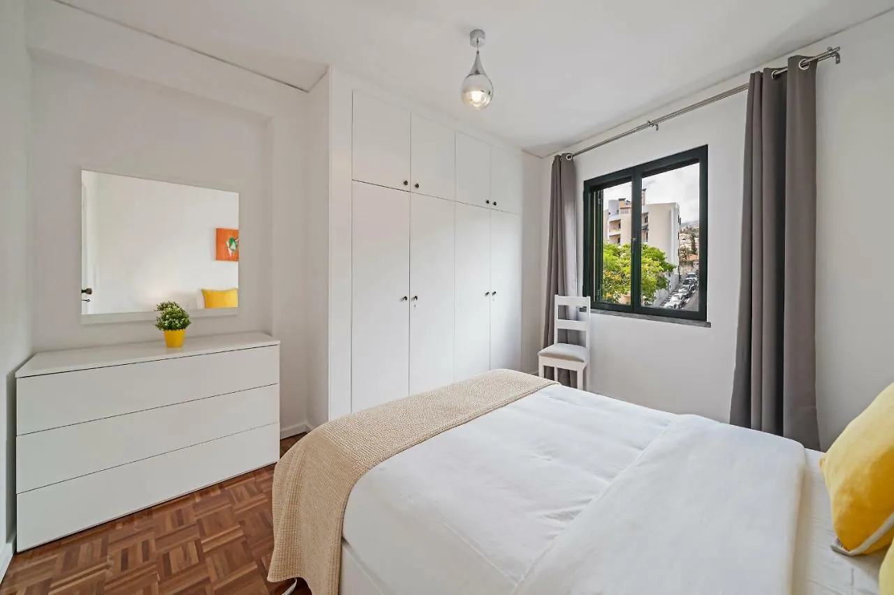 Luxury View Apartment Funchal - Free Parking  Funchal (Madeira)